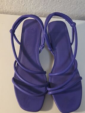 H&M Violet Strappy Square-Toe Sandals Size 8.5